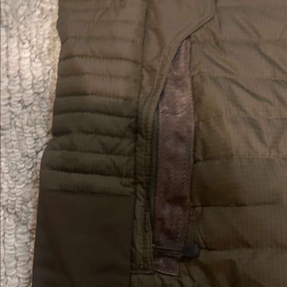 Eddie Bauer Olive Green Women's Puffer Vest - Picture 6 of 10